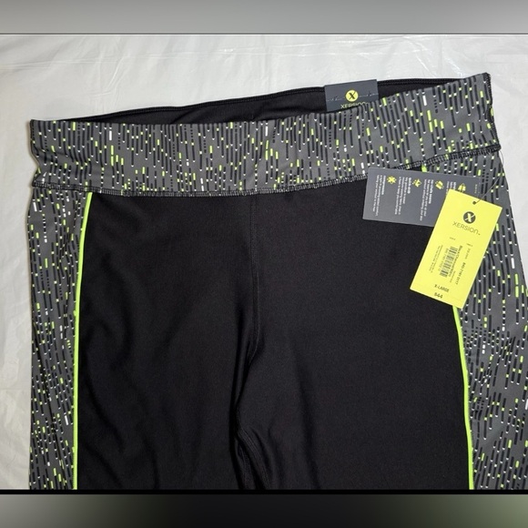NWT Xersion Women's Black Neon Green Capri Workout Yoga Pants Size XL 36 X 20 - Picture 3 of 10